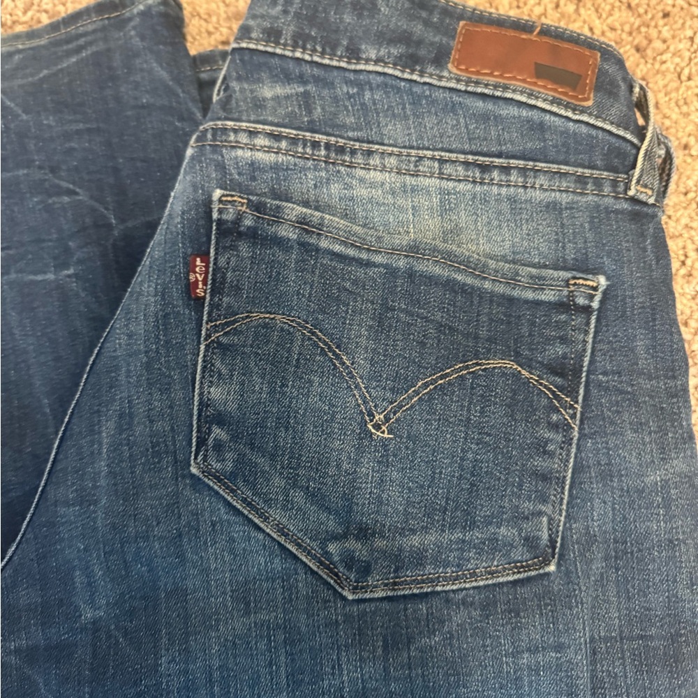 Levi’s Bold Curve Jeans | Dark Wash | Size 28
